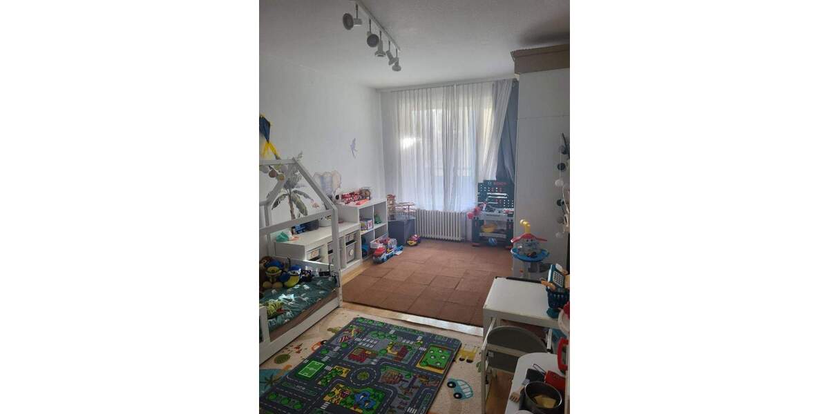 Etagenwohnung Stuttgart Ost - 3 Zimmer, 72 m&sup2;, 900&euro; | Angebot:25275615