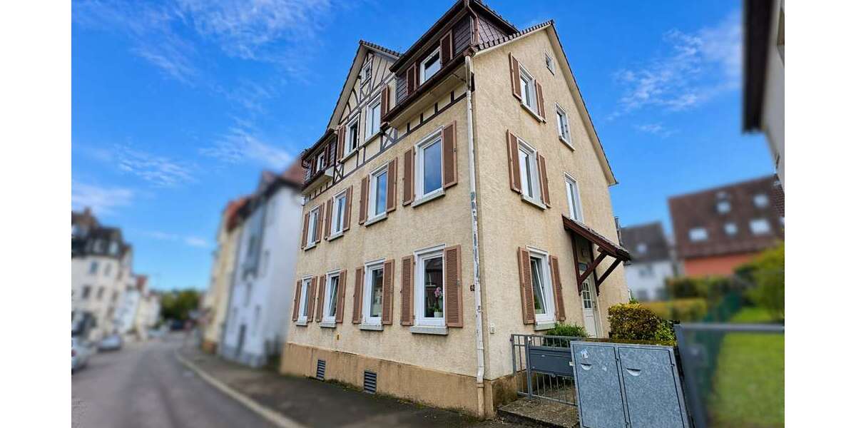 Einfamilienhaus Stuttgart Degerloch - 13 Zimmer, 224 m&sup2;, 590.000&euro; | Angebot:26397919