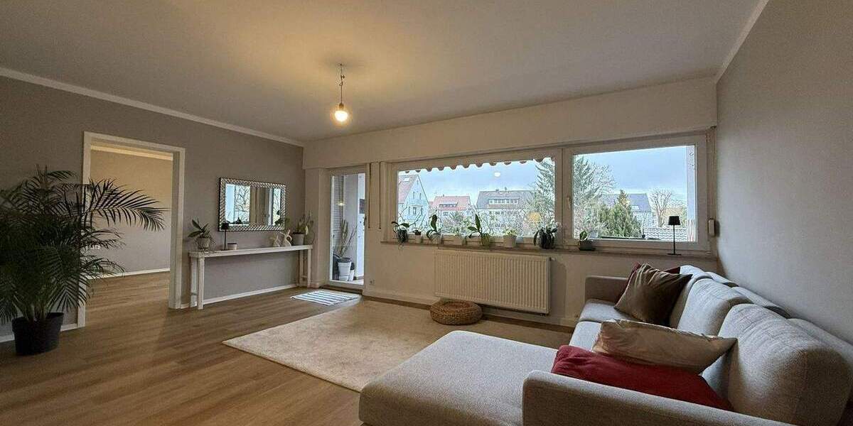 Etagenwohnung Stuttgart / Degerloch Degerloch - 3 Zimmer, 88 m&sup2;, 1.300&euro; | Angebot:25356427