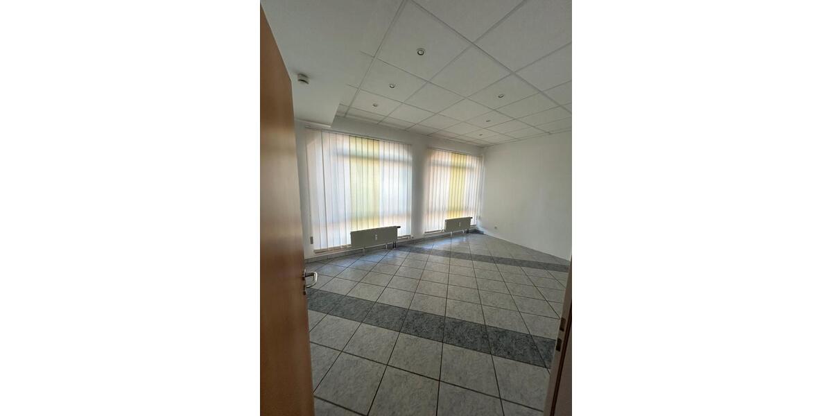 Gewerbeobjekt Rutesheim - 1.200&euro; | Angebot:24749351