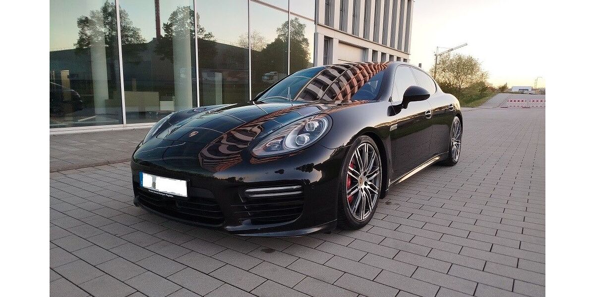 Porsche Panamera 187.500 km 26.500 &euro; Neckartailfingen 72666