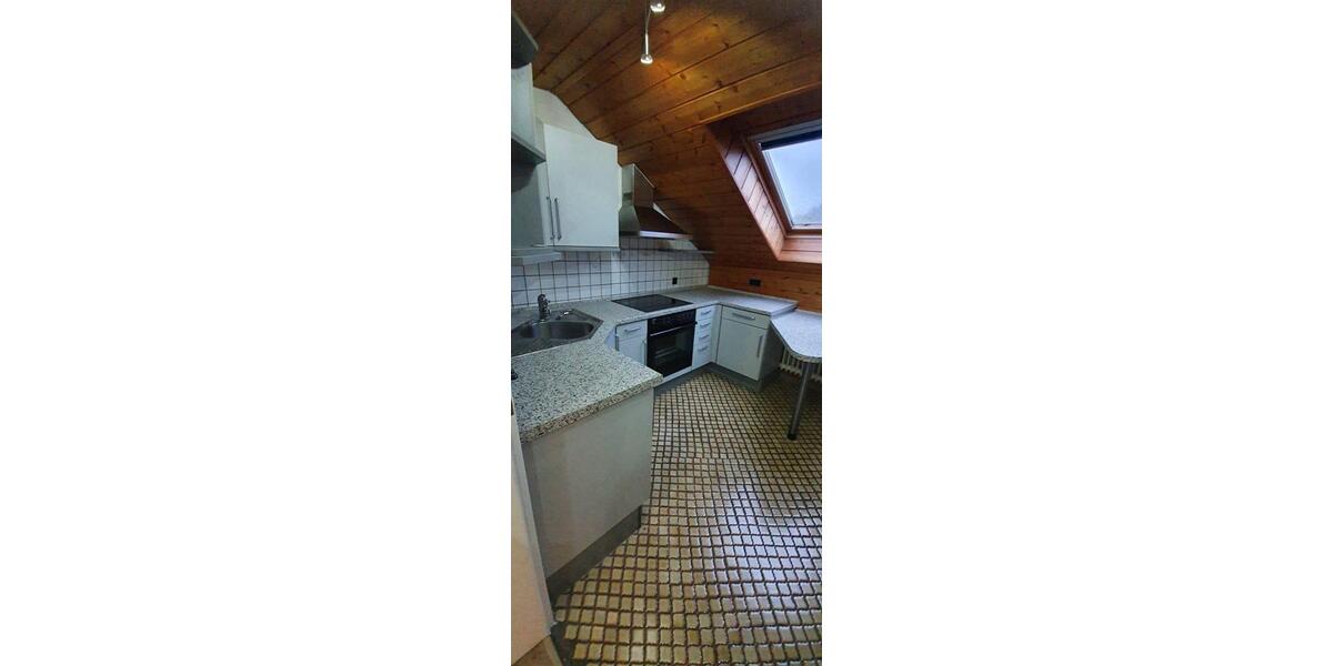 Dachgeschoßwohnung Steinheim an der Murr - 2.5 Zimmer, 55 m&sup2;, 175.000&euro; | Angebot:27274936