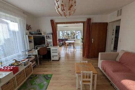 Helle 3-4 Zimmer Wohnung mit Balkon und Garten 4 zimmer
