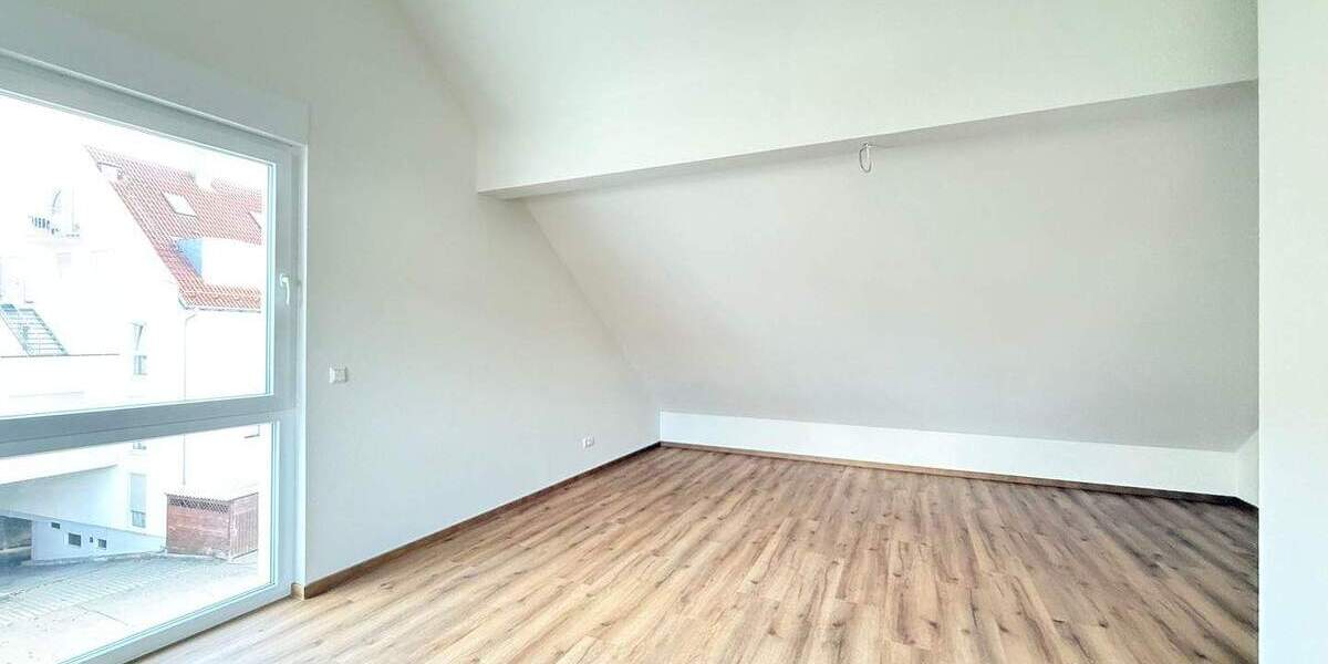Reihenendhaus Sindelfingen Mitte - 4 Zimmer, 116 m&sup2;, 630.000&euro; | Angebot:24821738