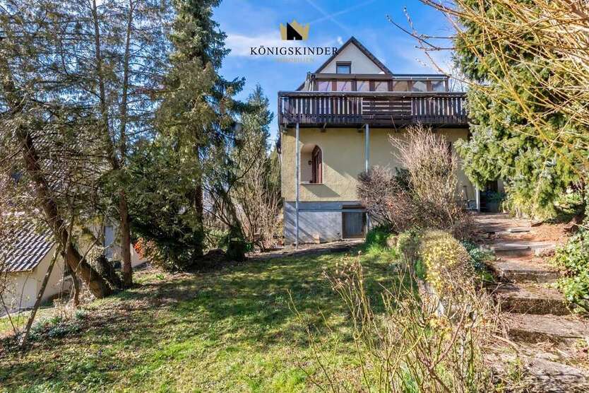 Haus zum Kaufen in Nürtingen 690.000 € 187.15 m²