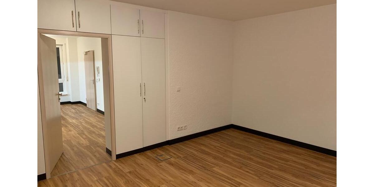 Etagenwohnung Stuttgart Lehen - 3 Zimmer, 82 m&sup2;, 1.200&euro; | Angebot:25374981