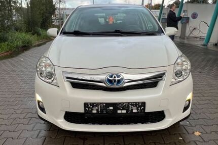 Toyota Auris 143.000 km 7.999 &euro; Stuttgart 70182