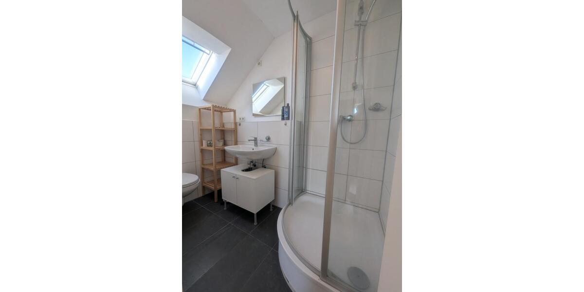 Dachgeschoßwohnung Sindelfingen Darmsheim - 1 Zimmer, 30 m&sup2;, 700&euro; | Angebot:25375415