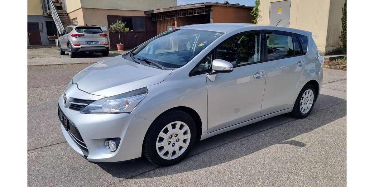 Toyota Verso 177.850 km 10.999 &euro; Leonberg Gebersheim 71229
