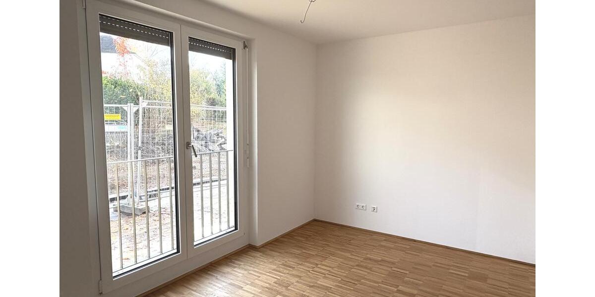 Erdgeschoßwohnung Leonberg - 4 Zimmer, 101 m&sup2;, 1.821&euro; | Angebot:23714104