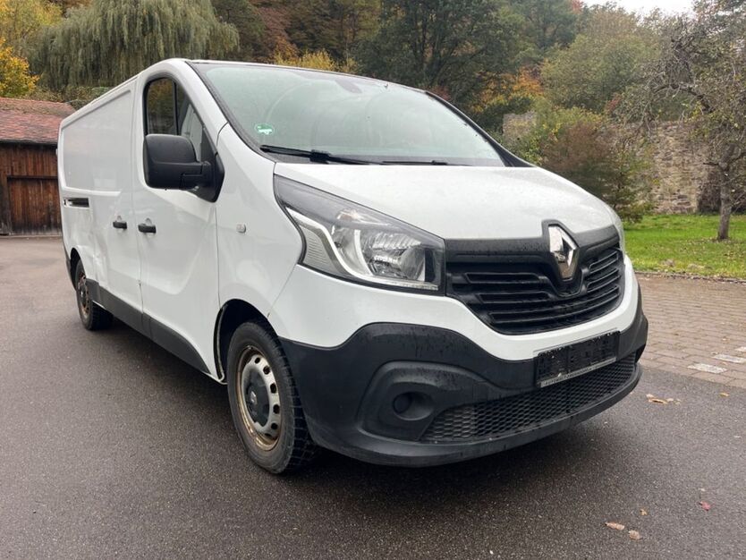 Renault Trafic 376.000 km 4.300 € Tübingen 72074
