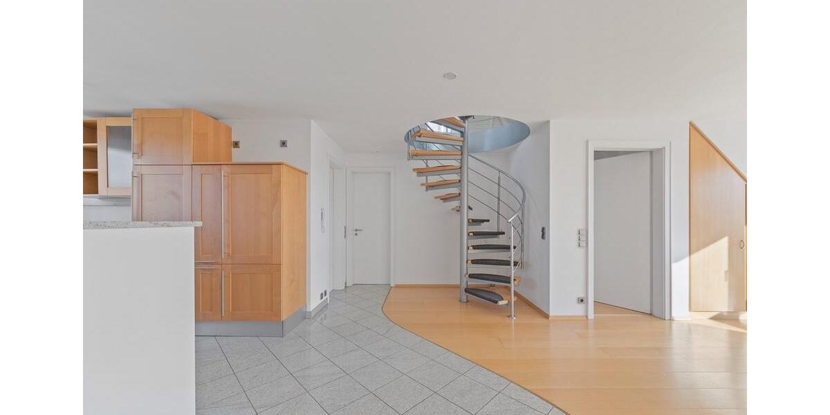 Traumhafte Maisonette Wohnung 4 zimmer