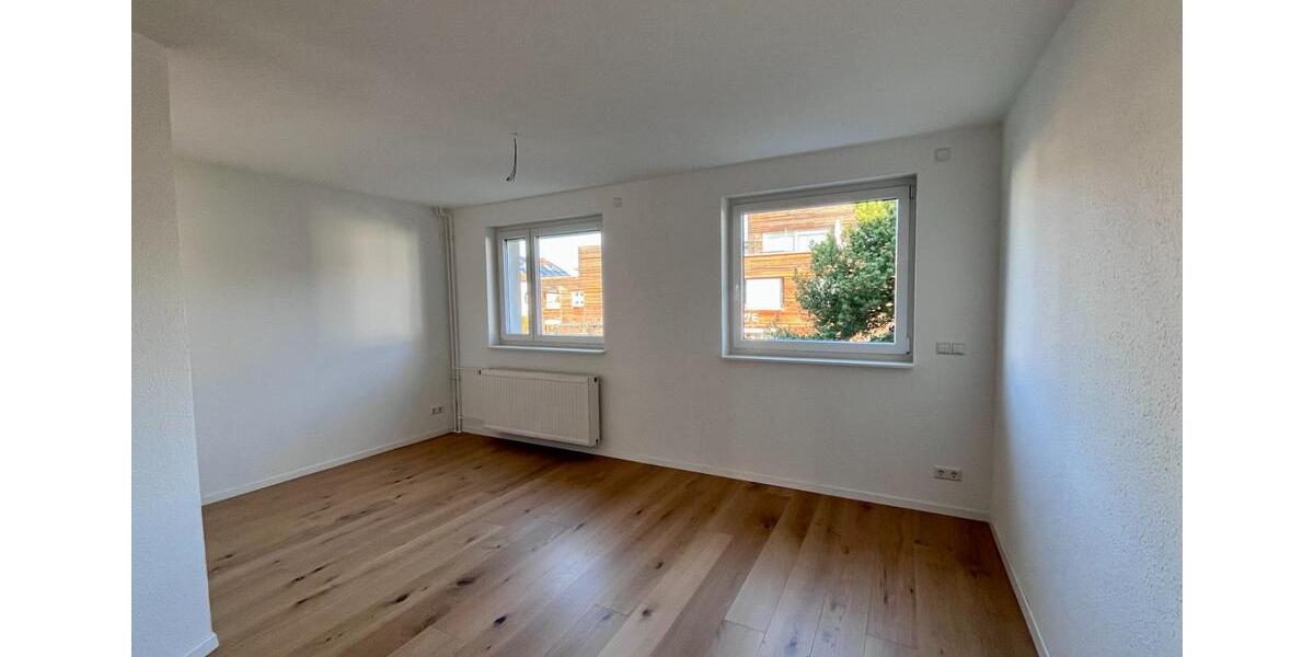 Reihenhaus Stuttgart Stuttgart-West - 4.5 Zimmer, 128 m&sup2;, 1.840&euro; | Angebot:24117388