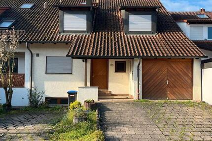 Haus Leonberg - 7 Zimmer, 192 m&sup2;, 2.000&euro; | Angebot:26357981