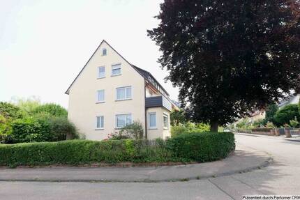 Dreifamilienhaus mit magischem Innenhof, sonnigem Garten und dem Max-Eyth-See vor der Tür