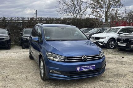 VW Touran 130.000 km 19.599 &euro; Stuttgart 70567