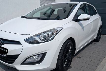 Hyundai i30 65.000 km 9.800 &euro; Großbettlingen 72663