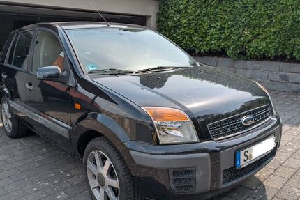 Ford Fusion 51.284 km 2.950 &euro; Stuttgart 70295