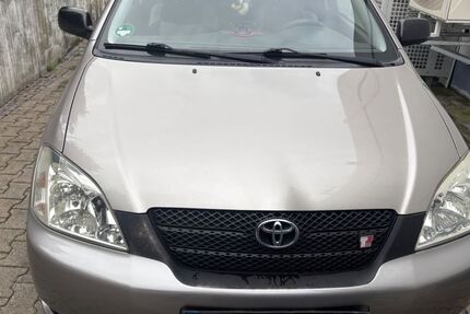 Toyota Corolla 295.000 km 2.800 &euro; Stuttgart 70499