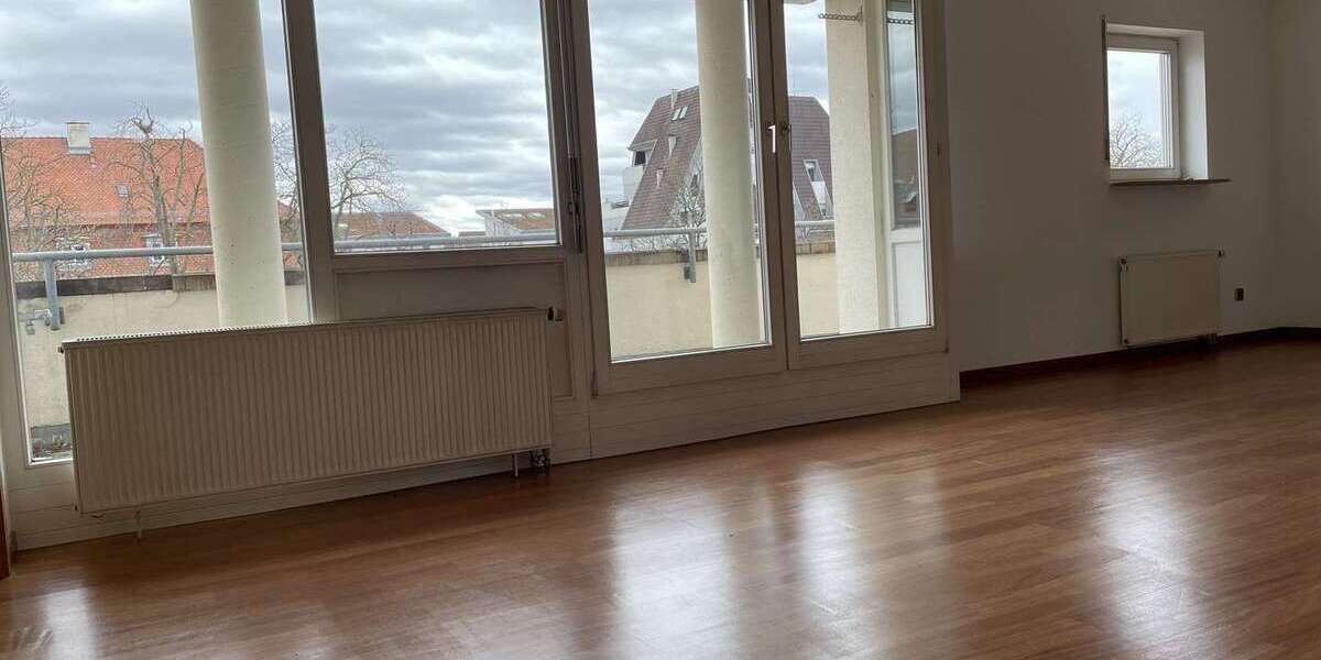 Etagenwohnung Kirchheim unter Teck Schafhof - 3 Zimmer, 85 m&sup2;, 1.125&euro; | Angebot:26124816