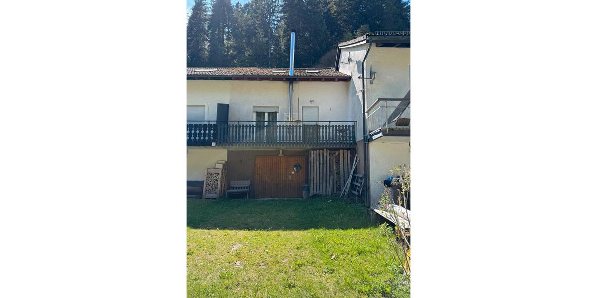 Reihenhaus Stuttgart Stuttgart-West - 4 Zimmer, 70 m&sup2;, 120.000&euro; | Angebot:26225585