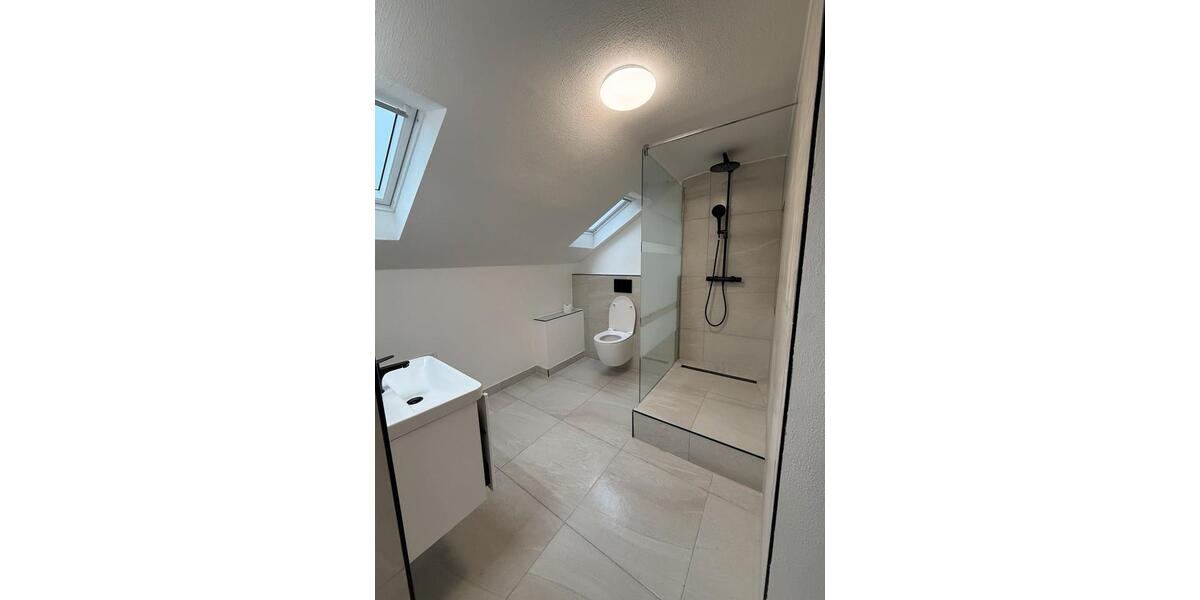 Dachgeschoßwohnung Stuttgart Stuttgart-Nord - 2 Zimmer, 30 m&sup2;, 700&euro; | Angebot:25329920