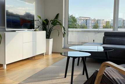 Schöne, helle 2 Zimmerwohnung in Stuttgart Vaihingen, Uni 2 zimmer