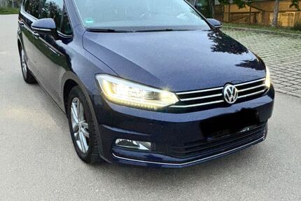 VW Touran 149.000 km 12.499 € Esslingen am Neckar 73733