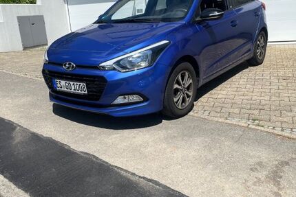 Hyundai i20 61.191 km 8.780 &euro; Esslingen 73732