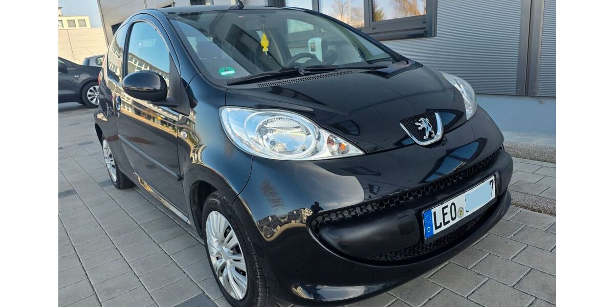 Peugeot 107 135.000 km 1.660 &euro; Holzgerlingen 71088