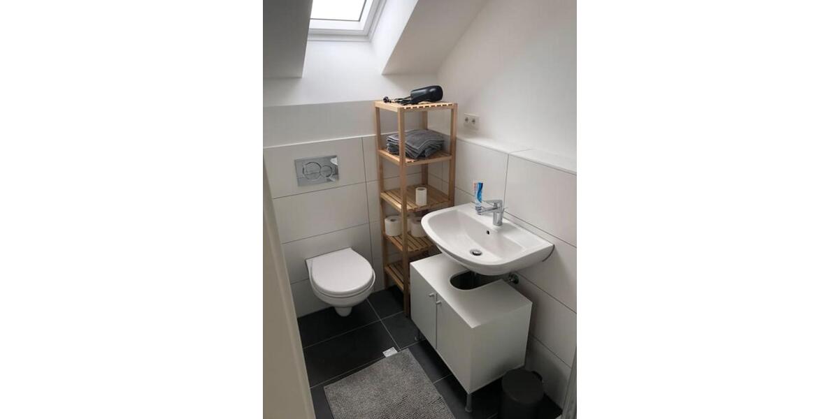 Dachgeschoßwohnung Sindelfingen Darmsheim - 1 Zimmer, 30 m&sup2;, 700&euro; | Angebot:25375415