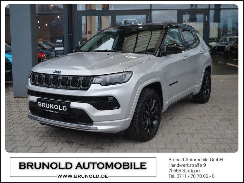 Jeep Compass 15.500 km 31.900 € Stuttgart 70565