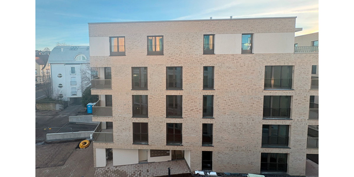 Einfamilienhaus Leonberg - 4 Zimmer, 121 m&sup2;, 2.484&euro; | Angebot:23712507