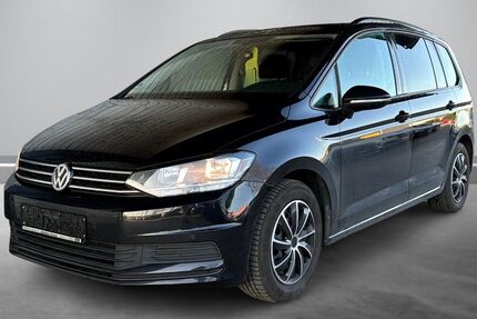 VW Touran 130.000 km 16.490 &euro; Weinstadt 71384