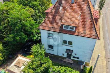 Haus Stuttgart Zuffenhausen - 9 Zimmer, 175 m&sup2;, 579.000&euro; | Angebot:27226522