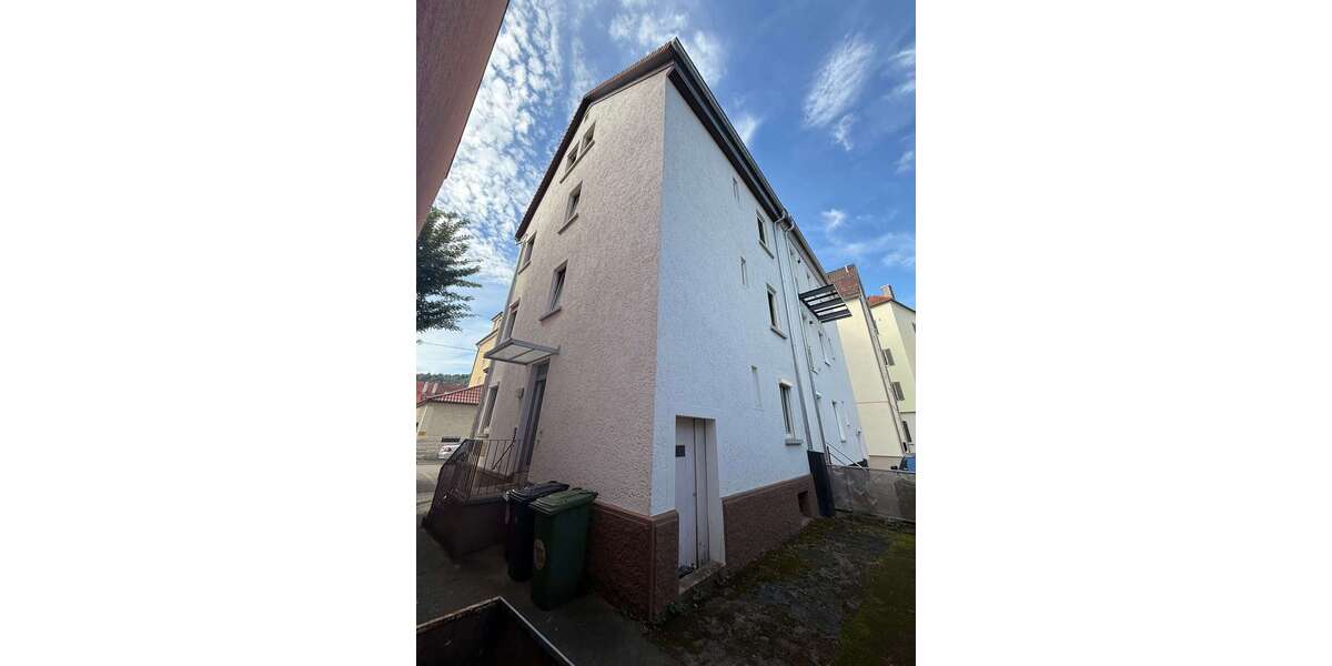 Haus zum Kaufen in Stuttgart 580.000 € 139.16 m² 7 zimmer