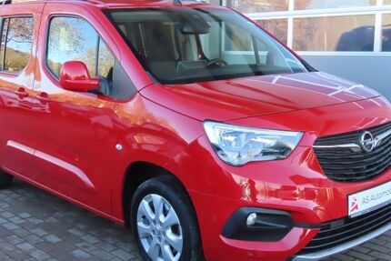 Opel Combo Life 111.000 km 15.790 € Stuttgart 70329