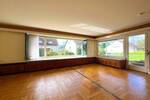 S-Schönberg: 2-3-Familienhaus mit viel Potenzial in bester Lage!***