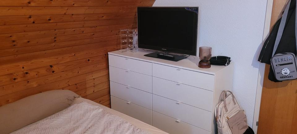 Etagenwohnung Stuttgart Neuwirtshaus - 1 Zimmer, 13 m&sup2;, 450&euro; | Angebot:25395863