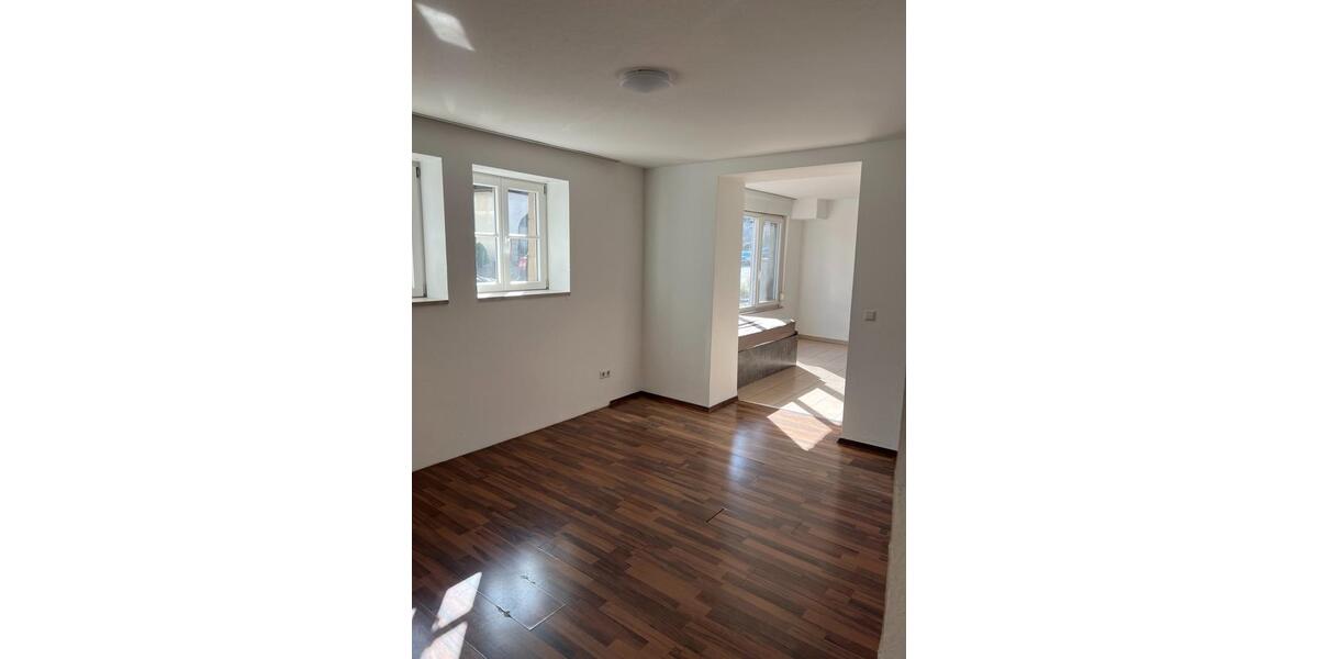 Erdgeschoßwohnung Fellbach - 2 Zimmer, 60 m&sup2;, 1.050&euro; | Angebot:25304139