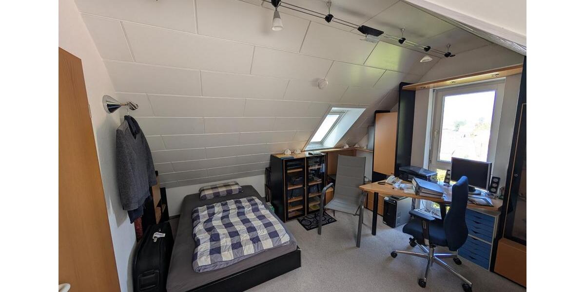 Wohnen über den Weinbergen – Stilvolle 3,5-Zimmer-Maisonette 3.5 zimmer