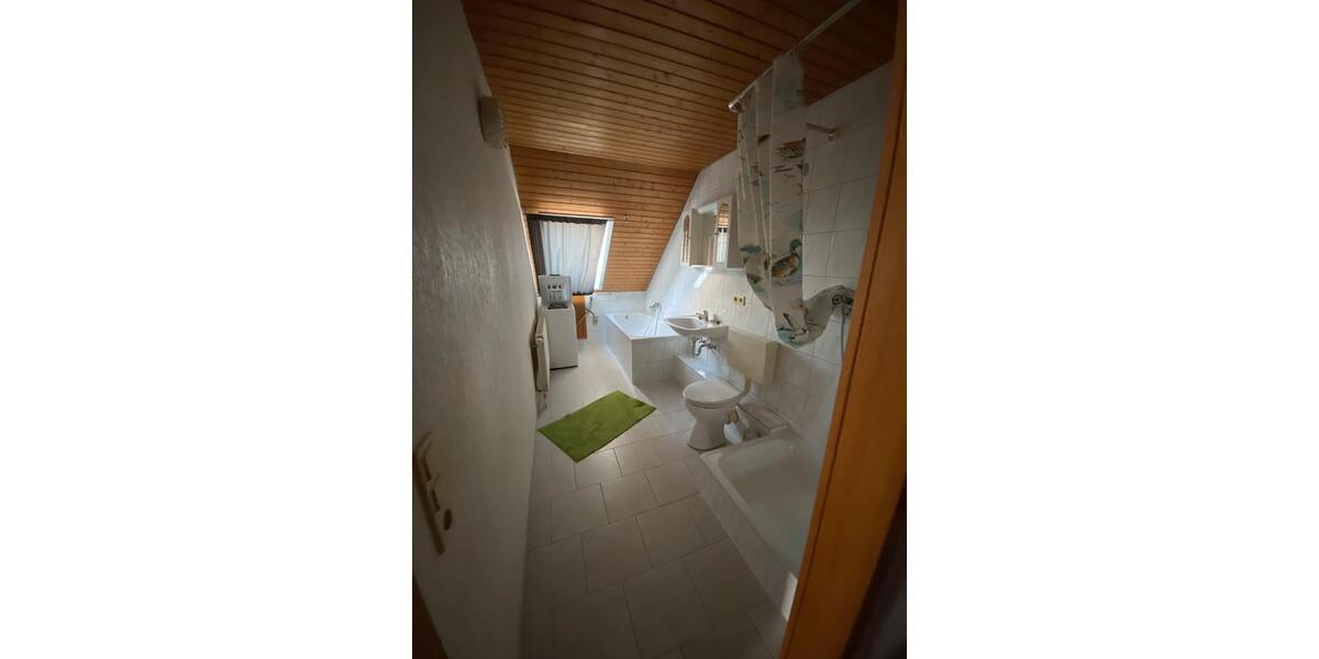 Dachgeschoßwohnung Böblingen Dagersheim - 1 Zimmer, 35 m&sup2;, 650&euro; | Angebot:26254451