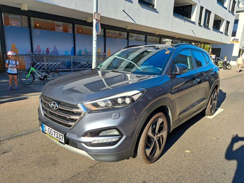 Hyundai TUCSON 144.990 km 15.990 € Stuttgart 70499