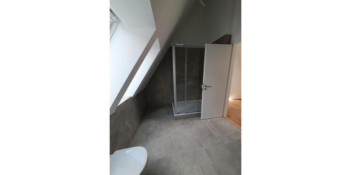 Maisonettenwohnung Schwieberdingen - 4 Zimmer, 140 m&sup2;, 1.899&euro; | Angebot:26105582