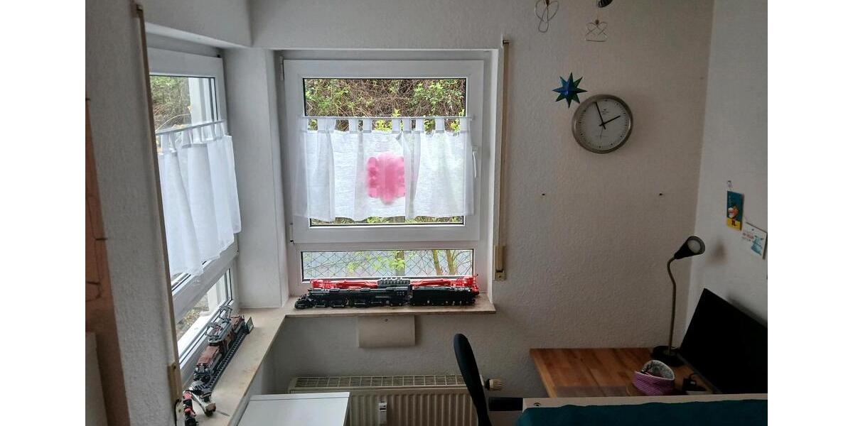 Erdgeschoßwohnung Stuttgart Luginsland - 2.5 Zimmer, 56 m&sup2;, 1.170&euro; | Angebot:26123215