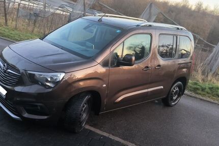 Opel Combo Life 45.000 km 20.300 € Waiblingen 71332