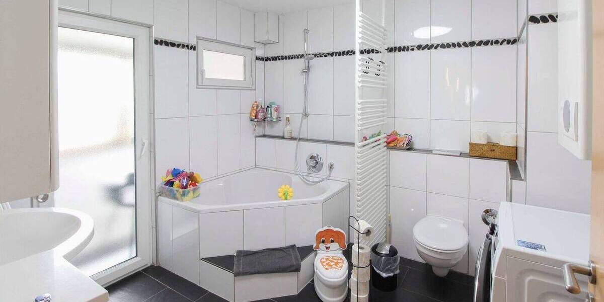 Etagenwohnung Stuttgart Feuerbach - 3 Zimmer, 89 m&sup2;, 299.000&euro; | Angebot:26807265
