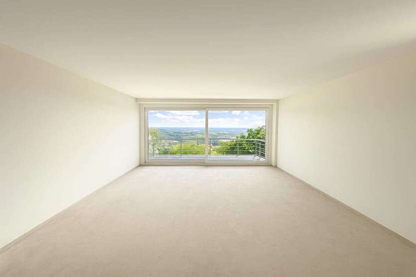 Wohnung zum Mieten in Esslingen 5.168 € 304 m²