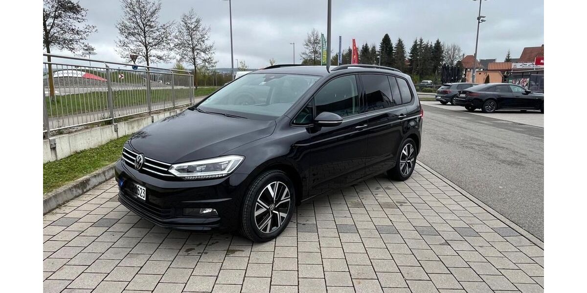 VW Touran 52.000 km 25.890 &euro; Leonberg 71229