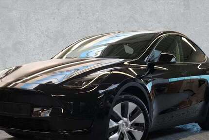 Tesla Model Y 29.900 km 34.900 &euro; Asperg 71679